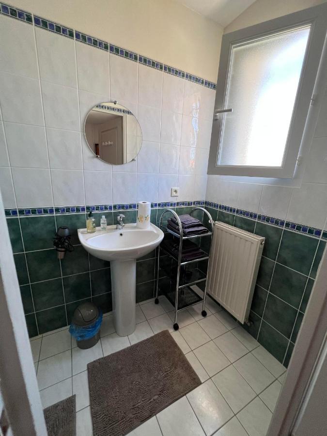 La Chambre des Amis Parthenay Extérieur photo